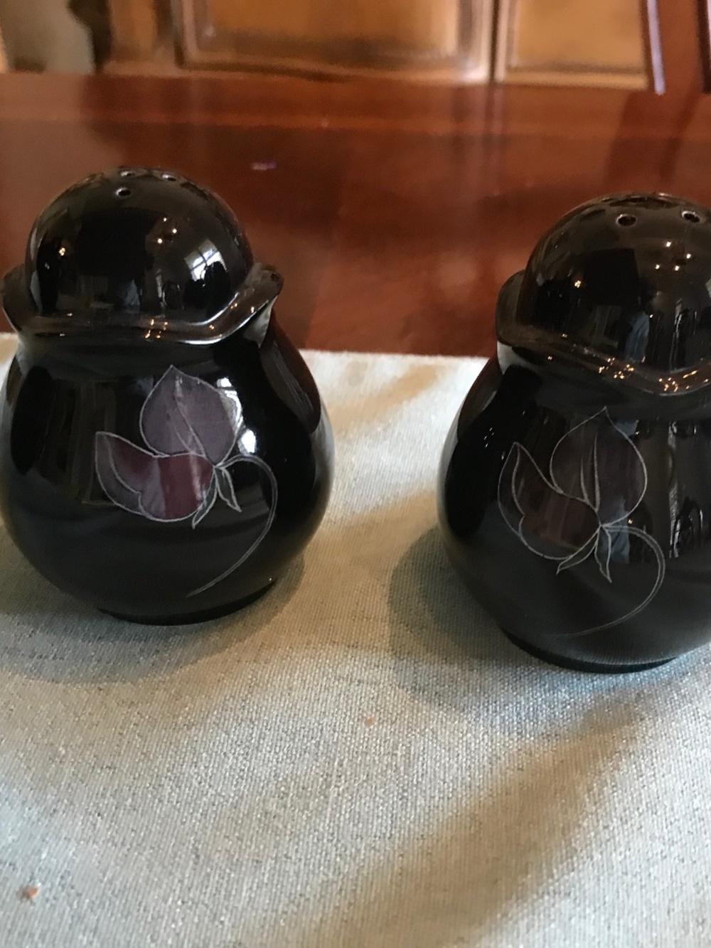 Mikasa Rondo Tango Salt and Pepper Set